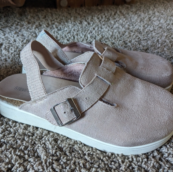 Steve Madden clogs size 1 & 3 - Picture 3 of 7